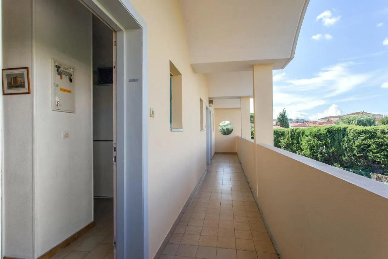 Apartment Appartement Vue Mer: Antibes Beach Retreat with Pool France