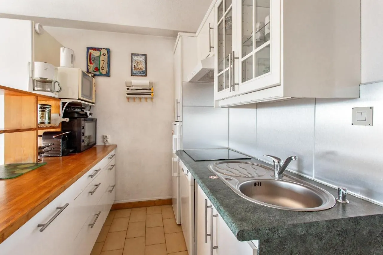 公寓 Appartement Charmant A Antibes 33 M² Piscine Partagee